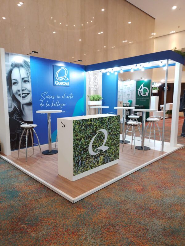 Stand Quetzal
